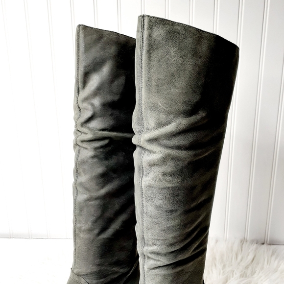 Matisse Grifter Distressed Leather Boots - Picture 8 of 13